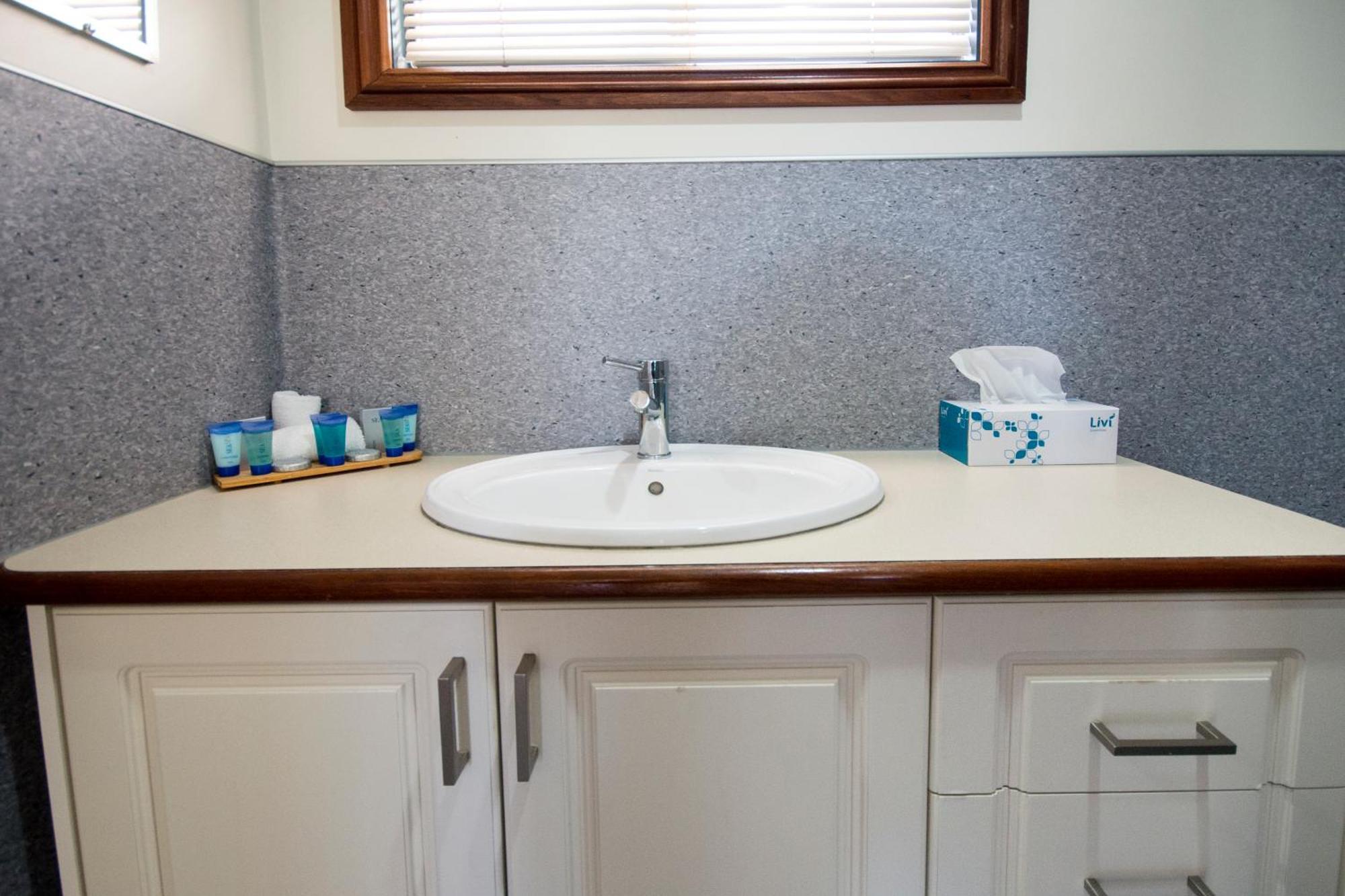 Clearwater Motel Apartments Esperance Ngoại thất bức ảnh