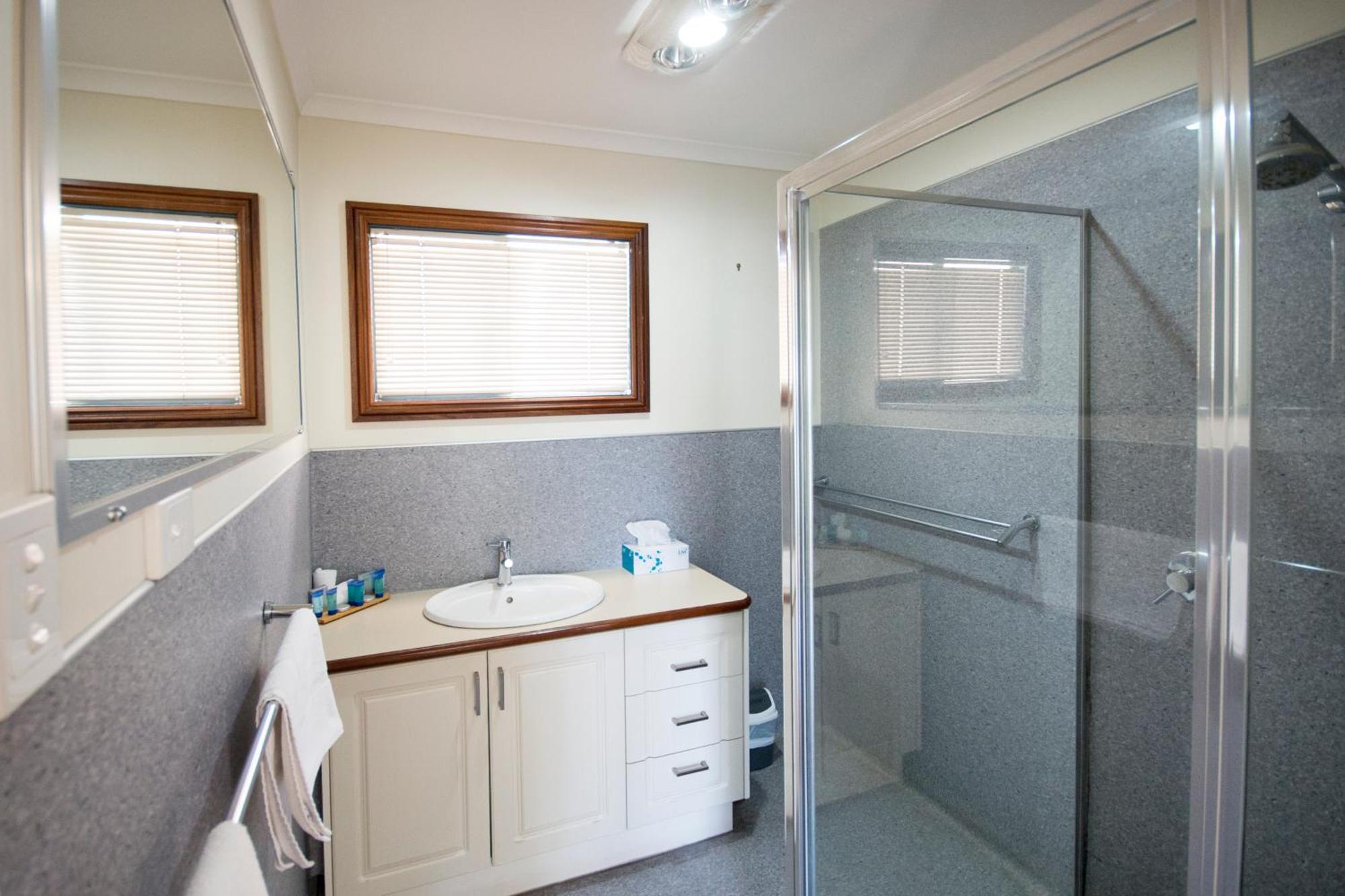 Clearwater Motel Apartments Esperance Ngoại thất bức ảnh