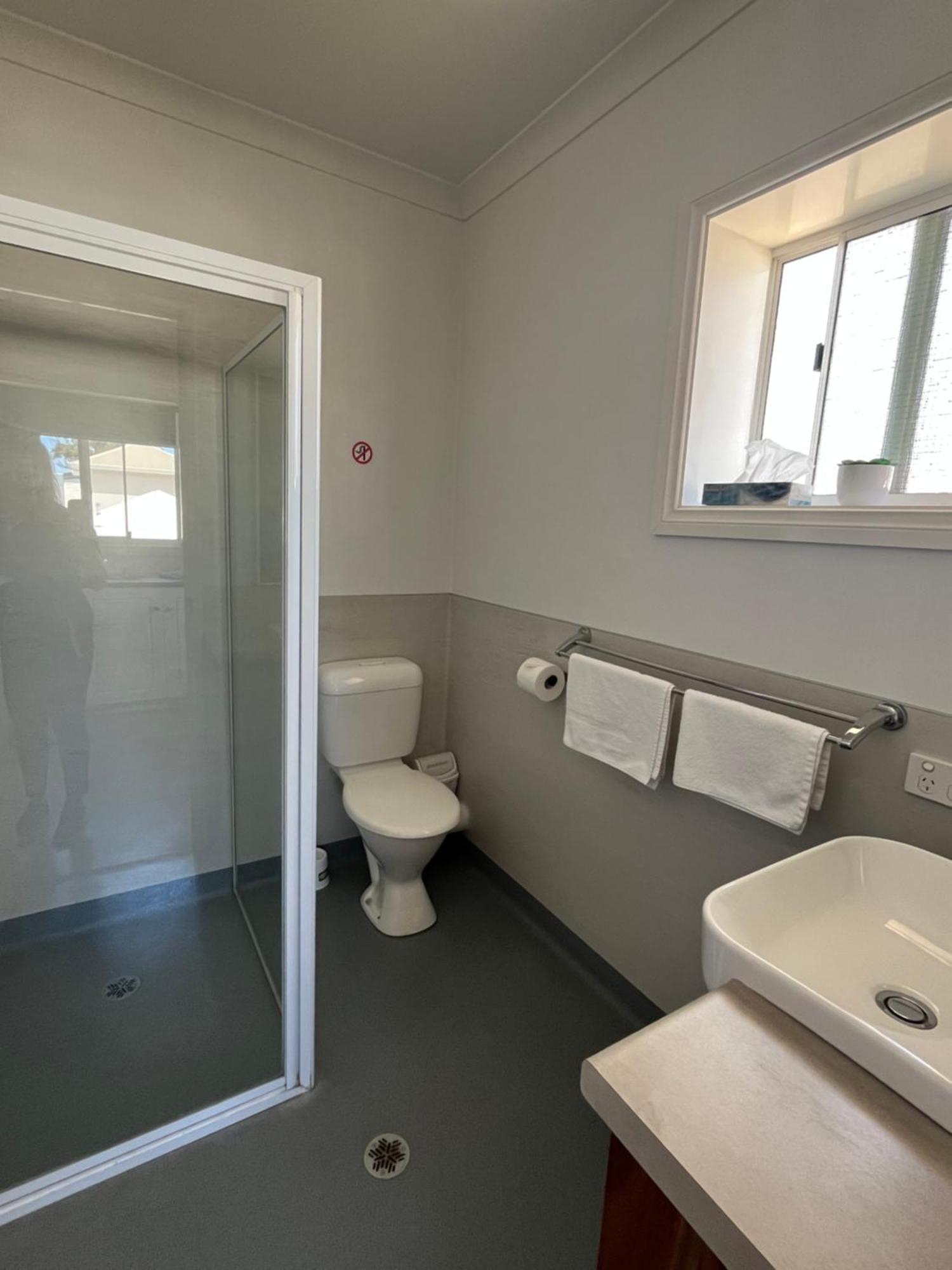 Clearwater Motel Apartments Esperance Ngoại thất bức ảnh