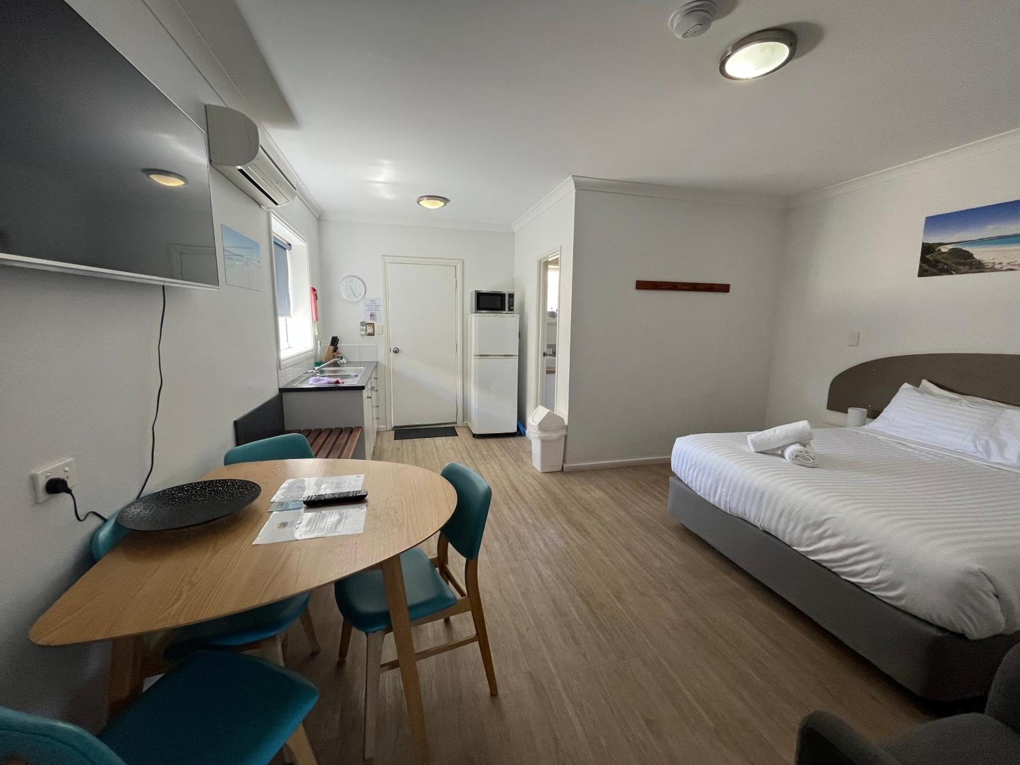 Clearwater Motel Apartments Esperance Ngoại thất bức ảnh