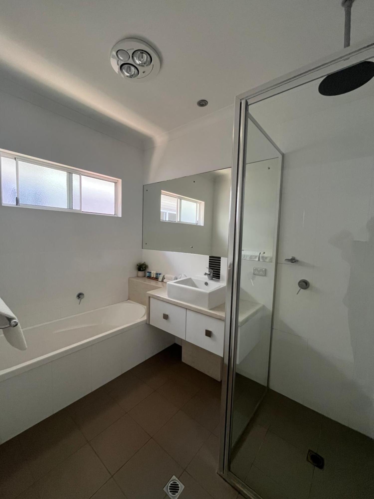 Clearwater Motel Apartments Esperance Ngoại thất bức ảnh